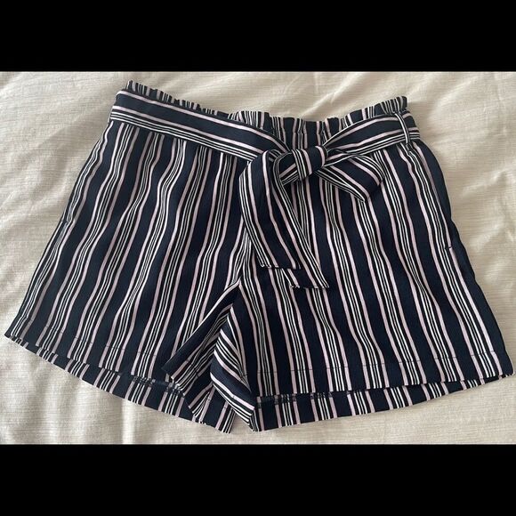 Loft Paper Bag Waist Shorts - Picture 3 of 4